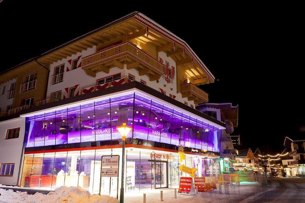 Отель Harakiri Partyhouse Майрхофен Экстерьер фото